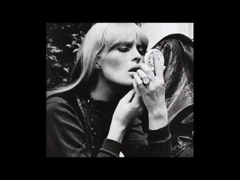 Nico & Marc Almond - Your Kisses Burn