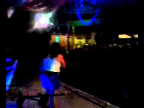 Levanta Poeira video