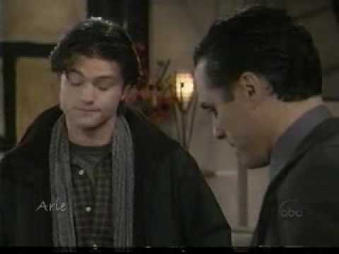 GH 11.28-29.01 - Sonny asks Z to watch Carly; Z approaches Carly