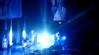 Semi Precious Weapons - Put A Diamond In It - O2 Dublin - 26/10/10