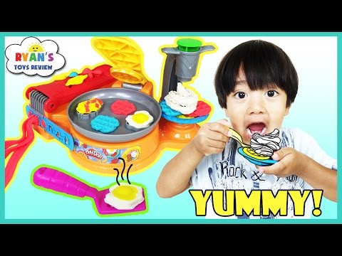 Play Doh Breakfast Cafe toys for Kids with Waffle Maker