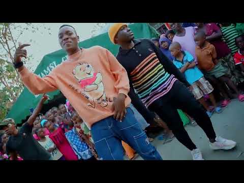 SINAGA MBAMBAMBA - MSAGA SUMU FT ZUNGU MACHA (official video)