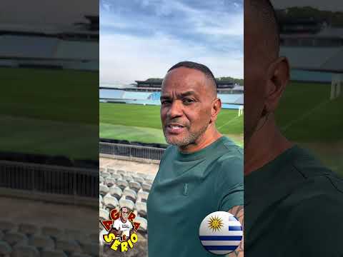 REPÓRTER FAVELA POR AÍ NO ESTÁDIO CENTENÁRIO DE MONTEVIDEO NO URUGUAI
