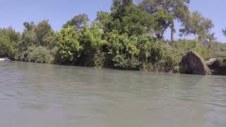 preview picture of video 'Paseo en el Rio Guadalupe en San antonio texas'
