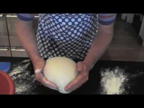 Jimmy makes Jacob Burton sourdough loaf