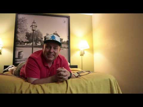 Super 8, McLean, Illinois Room Tour & Review