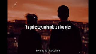 Calibre 50 • Aquí Estoy (Letra)