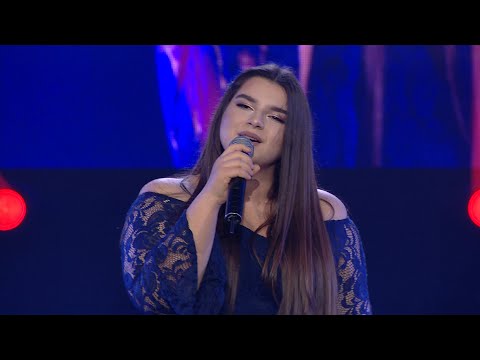 KENGE MOJ - Nata e serenatave | Rrokullisni kadet - Sara Bajraktari - Show - Vizion Plus