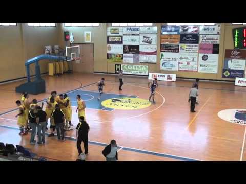 Xuven Cambados 67 - 58 C.B. Tarragona.Adecco Plata.J28