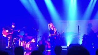 Vanessa Paradis 15 Oct 13 Toulouse - Pourtant