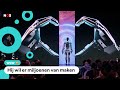 Deze robot (van Elon Musk) kan plantjes water geven