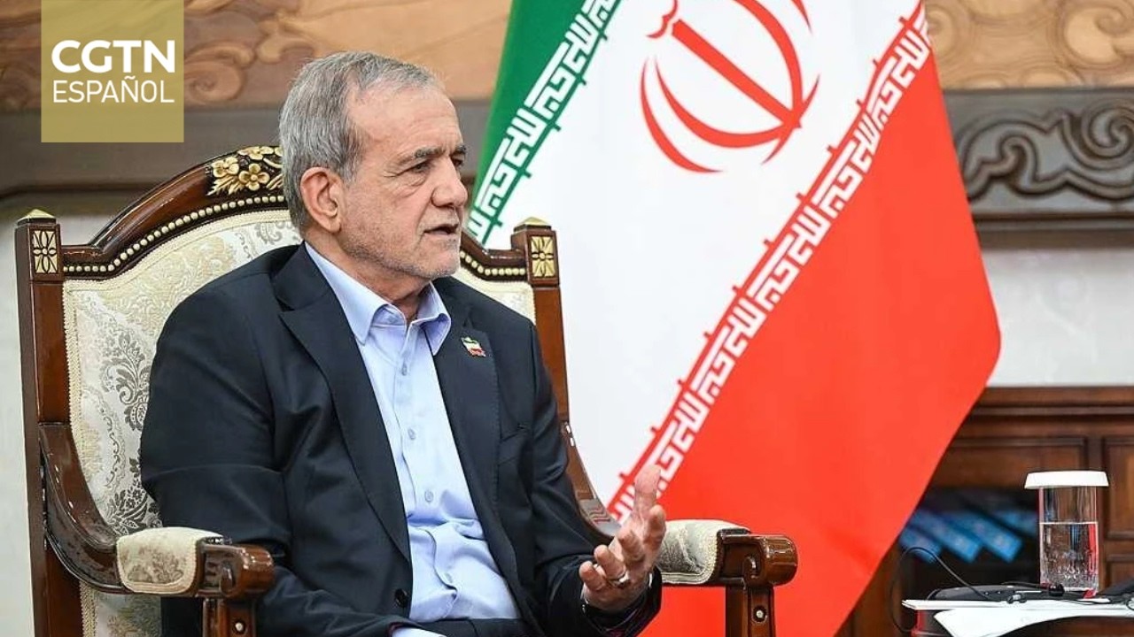Los presidentes de Irán y Rusia prometen fortalecer la cooperación bilateral estratégica