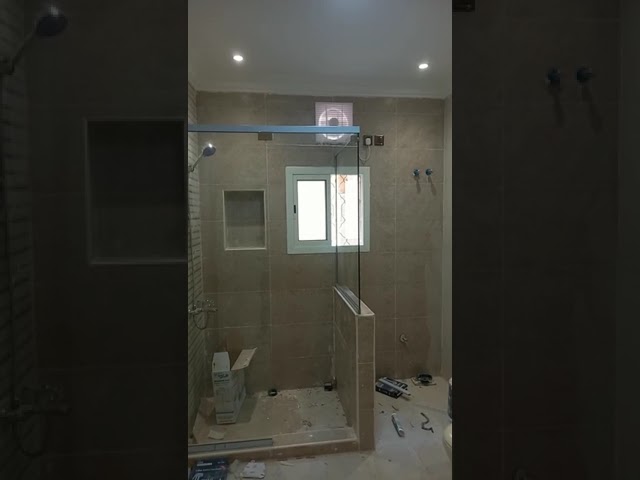 شاور زجاج دورات المياه