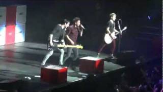 Simple Plan Freaking Me﻿ Out Live Montreal 2012 HD 1080P