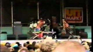 Red Hot Chili Peppers - Subterranean Homesick Blues (Bob Dylan) [Live, UITmarkt - Netherlands, 1989