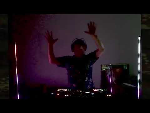 Traveling Music - The DnB & Jungle Show 01