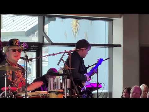 FM Project   Josie   NYE   2025   Music Box