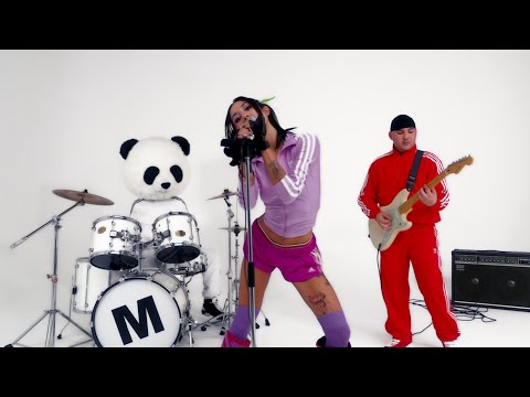 Mechatok - She's A Director (feat. Isabella Lovestory)