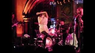 Andrea Corr Tinseltown in the rain.AVI