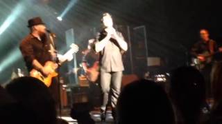 Roch voisine &quot;je te serai fidèle &quot;(concert a Charleroi ) le 5/04/2013