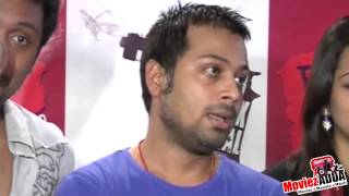 "Mooh Me Le" Controversial Song - Jeena Hai Toh Thok Daal