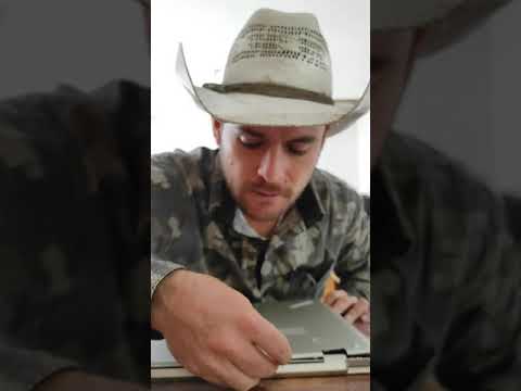 Como desarmar un HP Pavilon 15-cw1012 Laptop y cambiar el disco duro solido M.2 Parte 1