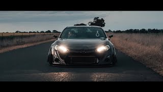 Aaden's Static 86 | 4K