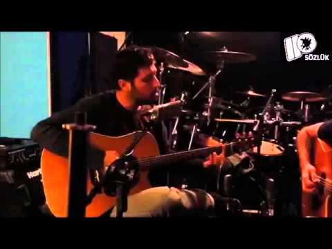 Caner Karamukluoğlu - Yine Yazı Bekleriz (Akustik)