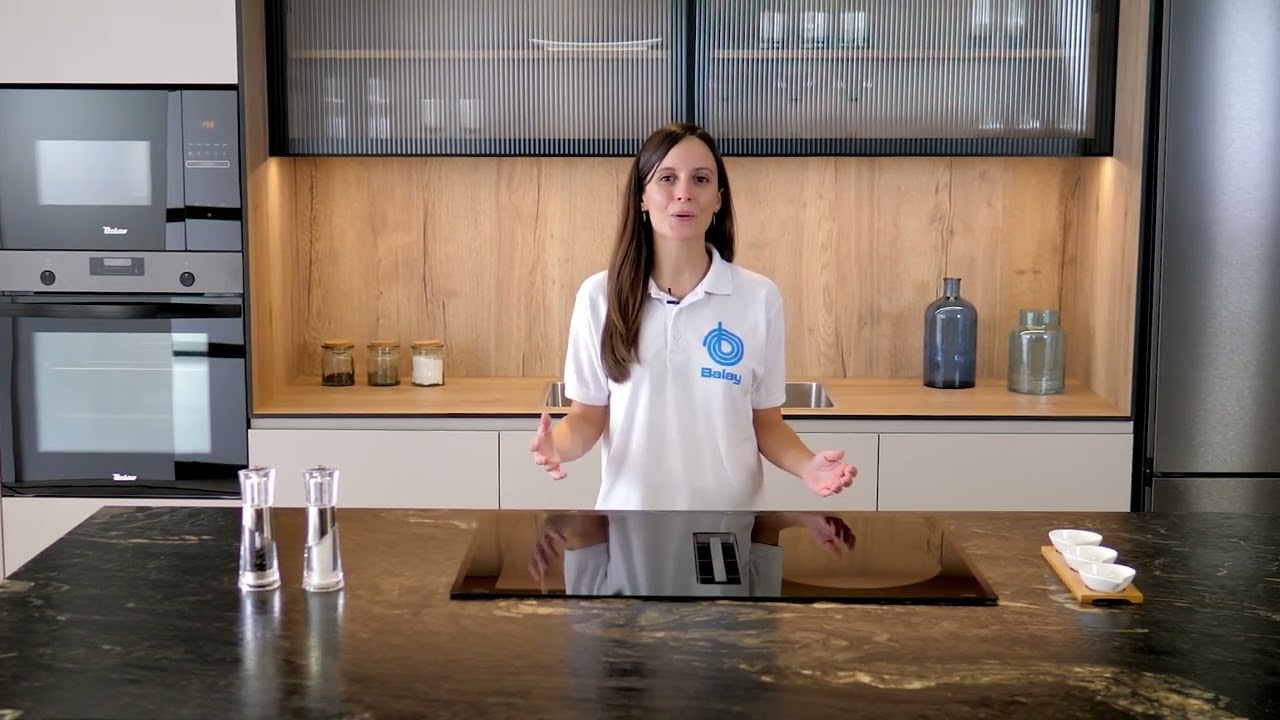 Watch Placa FlexInducción con Extractor Integrado de Balay Now Placa FlexInducción con Extractor Integrado de Balay