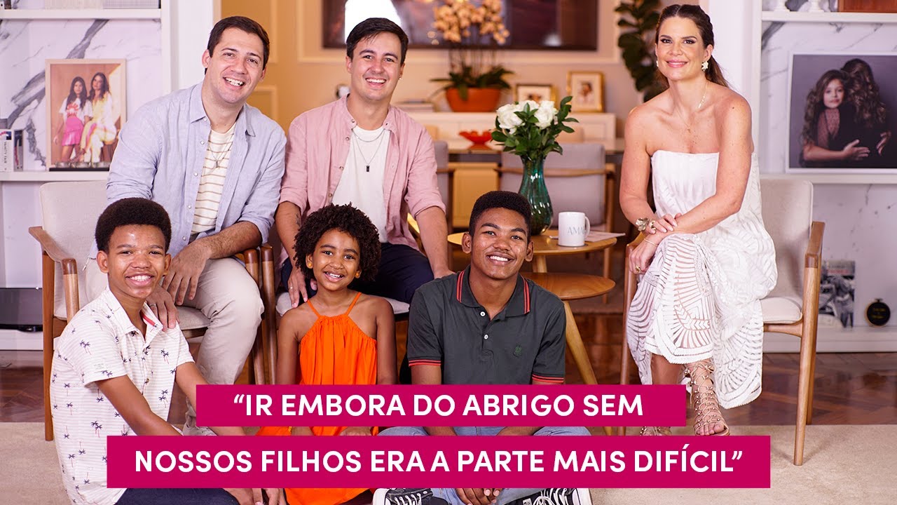 Através da adoção, casal homoafetivo realiza sonho da paternidade adotando três irmãos biológicos