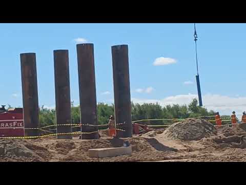 CONSTRUÇÃO DA PONTE SOBRE O RIO SÃO FRANCISCO NA CIDADE DE MANGA MG 