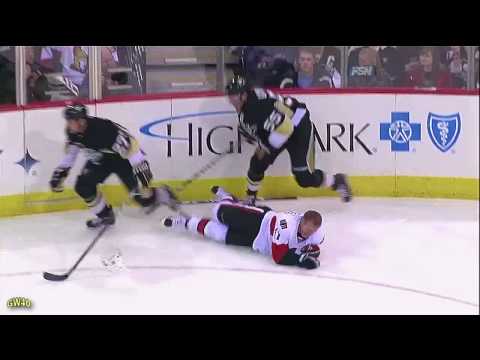 Craig Adams Takes Out Daniel Alfredsson (12-23-2009)