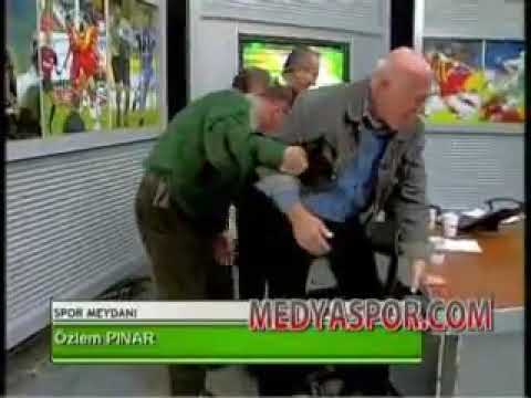 Yıldo'nun canlı yayında düşmesi