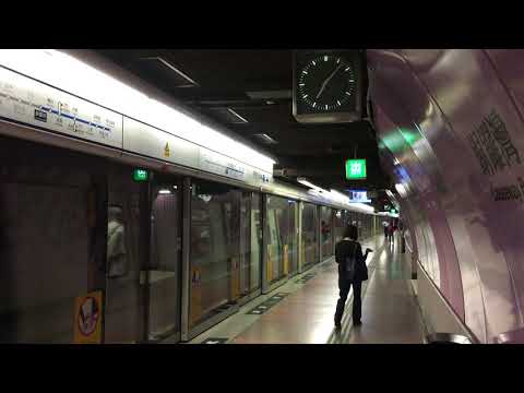 駅のホーム、上環方面