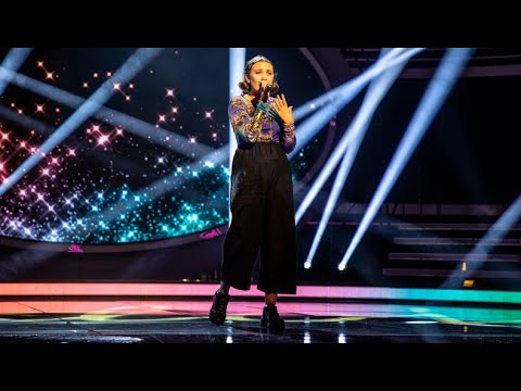 Tua Selge: Call your girlfriend - Robyn  - Idol Sverige (TV4)