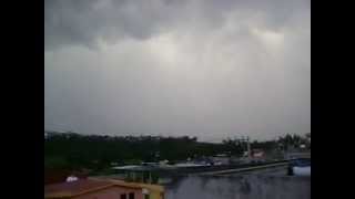 preview picture of video 'Tormenta de la granizada del 17-agosto-2014 vista desde Naucalpan...'
