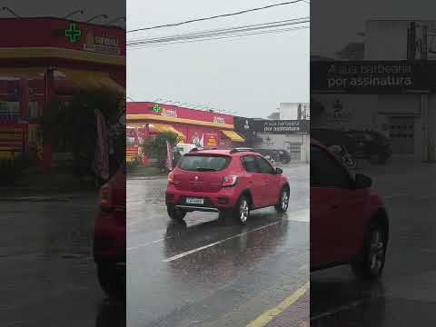 Sábado de muita chuva na cidade de Salto de Pirapora-SP