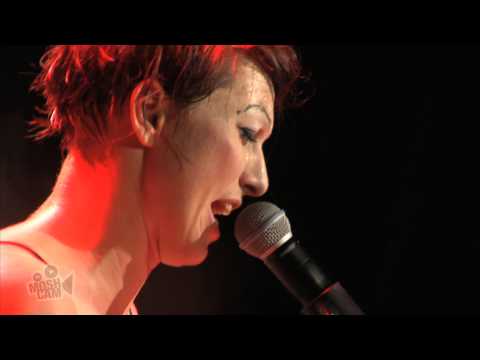 Dresden Dolls - Ultima Esperanza (Live in Sydney) | Moshcam