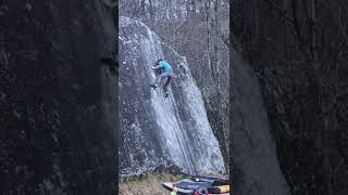 Video thumbnail de Auf Leisen Pfoten, 8A. Val Bavona