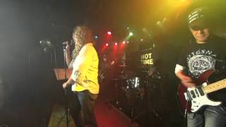 Standing In The Shadow / Whitesnake