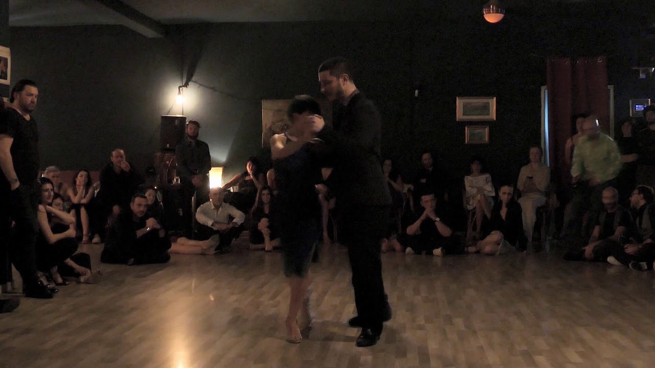 Video thumbnail for Carlo Feller & Luciana Muzio, Sacale punta (Chicho e Juana Napoli Long Weekend 2019, 5/5)