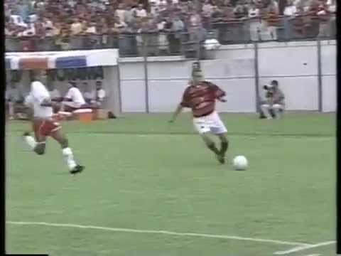 Flamengo 1 x 0 Internacional (18/11/2001)