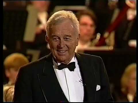 Peter Minich " Wär es auch nichts als ein Traum vom Glück"