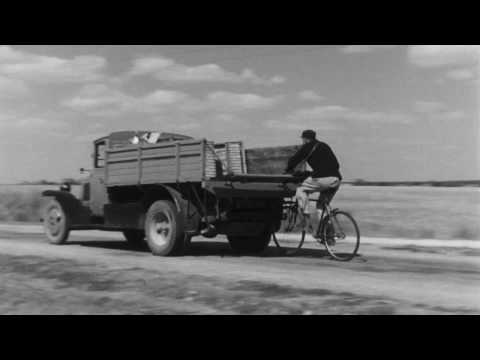 Jour de fête: 25 April, 1.45pm