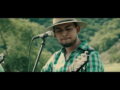 De ladrillo a ladrillo - NANO MACHADO Y LOS KERIDOS - Nota por Felix Castillo 3 GRUPERO Televisa