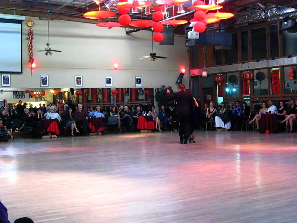 Eduardo Saucedo and Marisa Quiroga, La Milonga de Nora 1 of 4