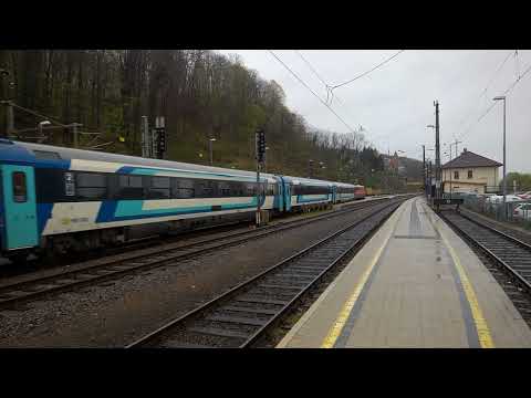 Einfahrt von IC 311 & S5 bei Regen in Spielfeld-Straß | 14.04.2023
