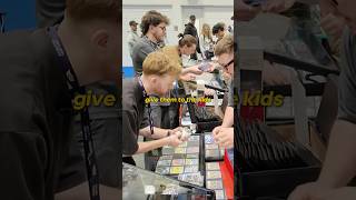 EVERYBODY gets a CAR(D)! 😭#pokemontcg #vendorpov #londoncardshow #youtubeshorts #giveaway #freebies