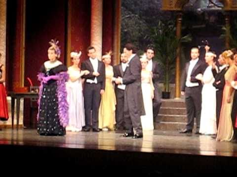 Operettenbühne Wien - GRÄFIN MARIZA