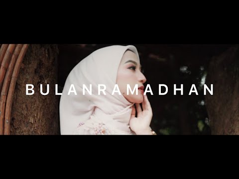 FANNY SABILA - BULAN RAMADHAN ( OFFICIALFULLVIDEOMUSIC )